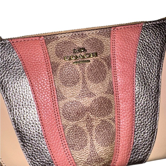 Coach Wristlet/Bag Signature Patchwork Gold, Khaki, Tan NWT - Picture 2 of 11